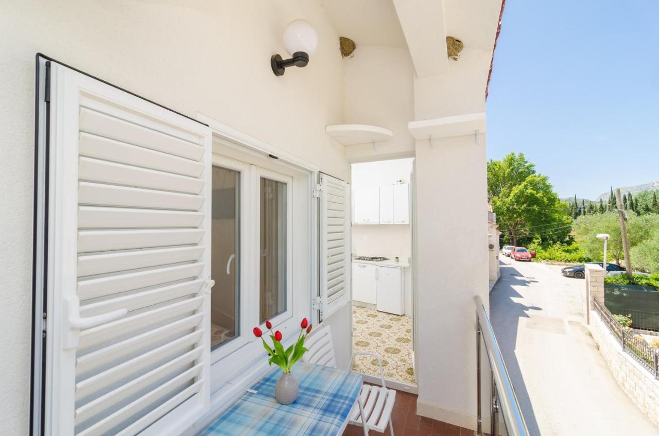 Rooms & Apartments Barisic Млини Екстериор снимка