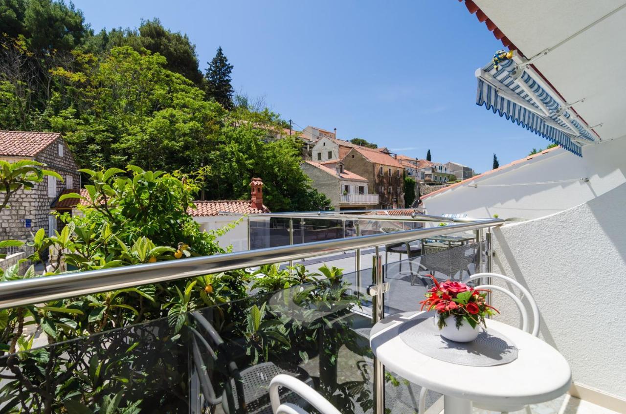 Rooms & Apartments Barisic Млини Екстериор снимка