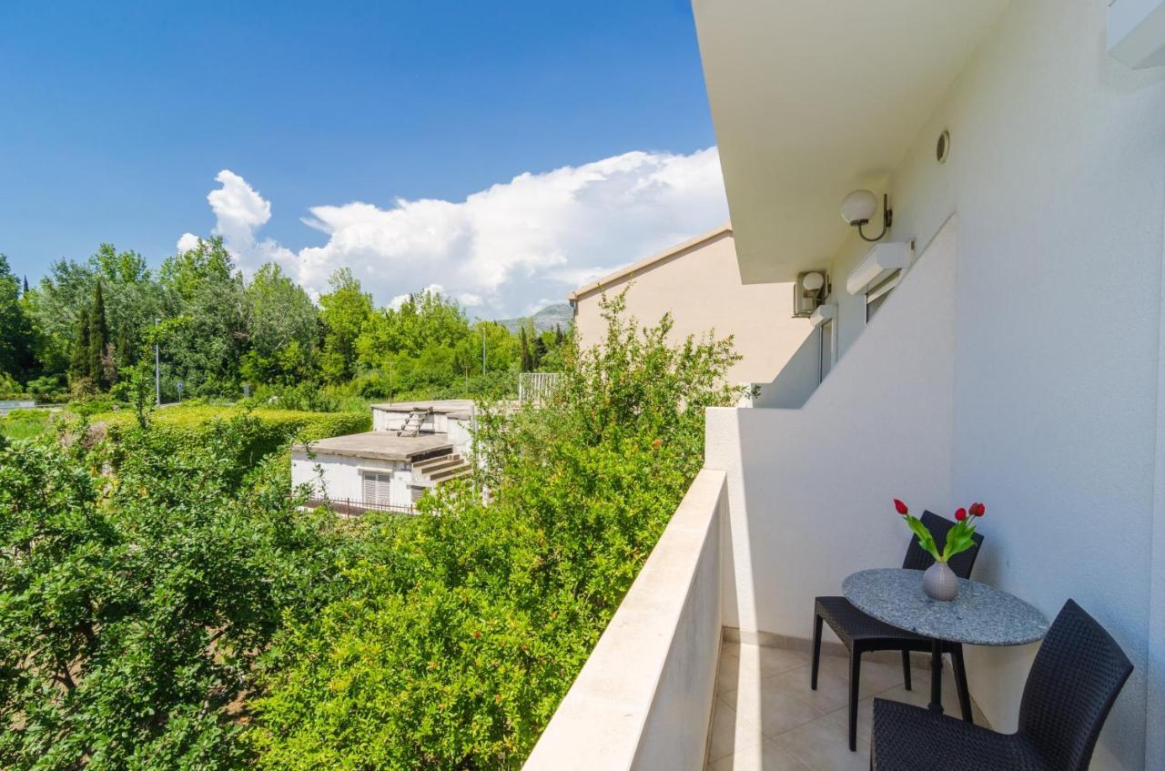 Rooms & Apartments Barisic Млини Екстериор снимка