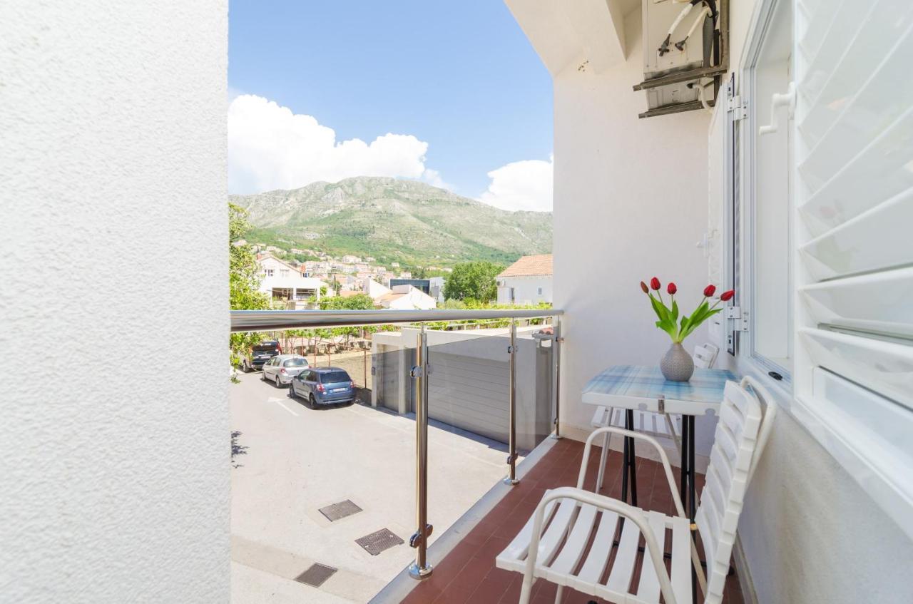 Rooms & Apartments Barisic Млини Екстериор снимка